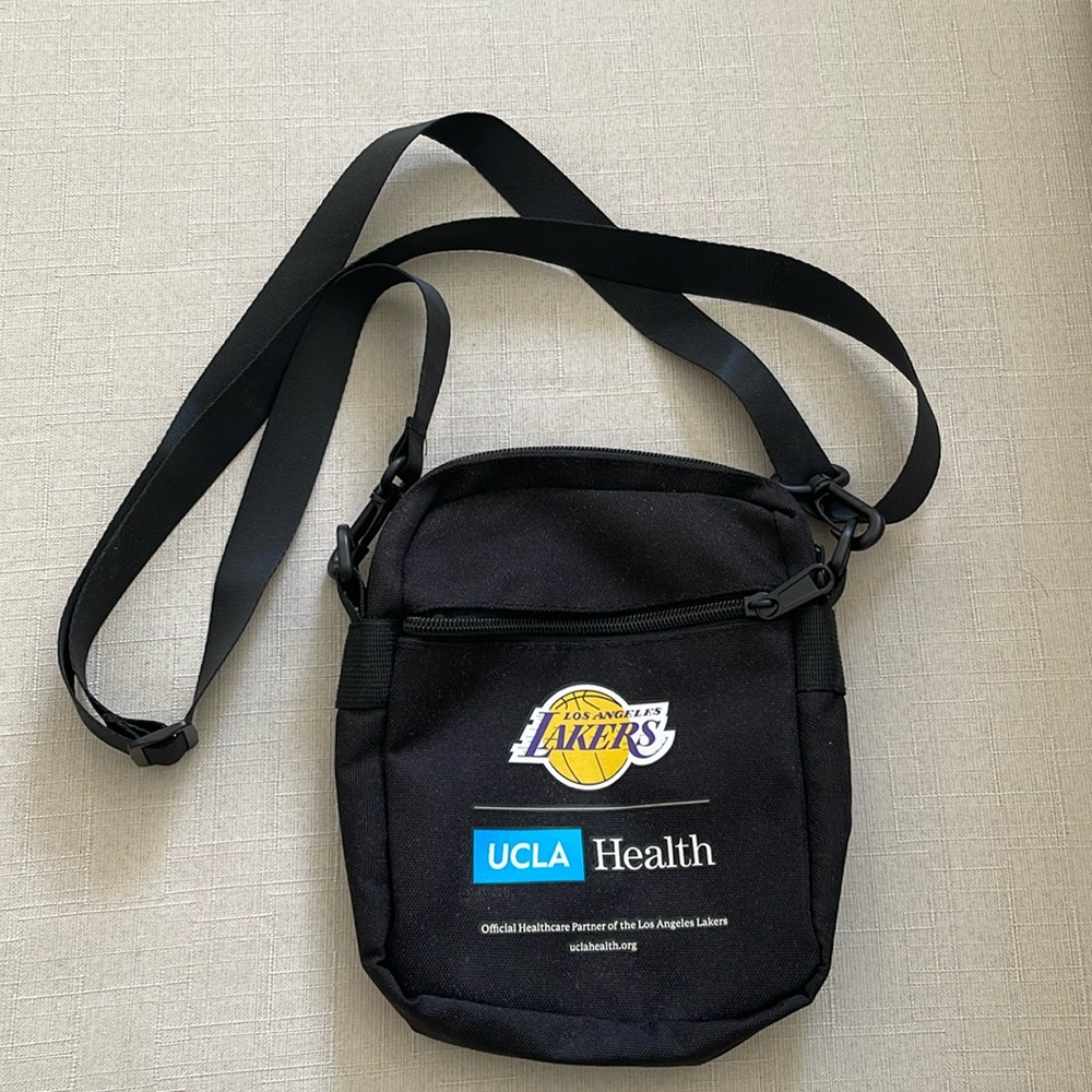 Los Angeles Lakers UCLA crossbag new